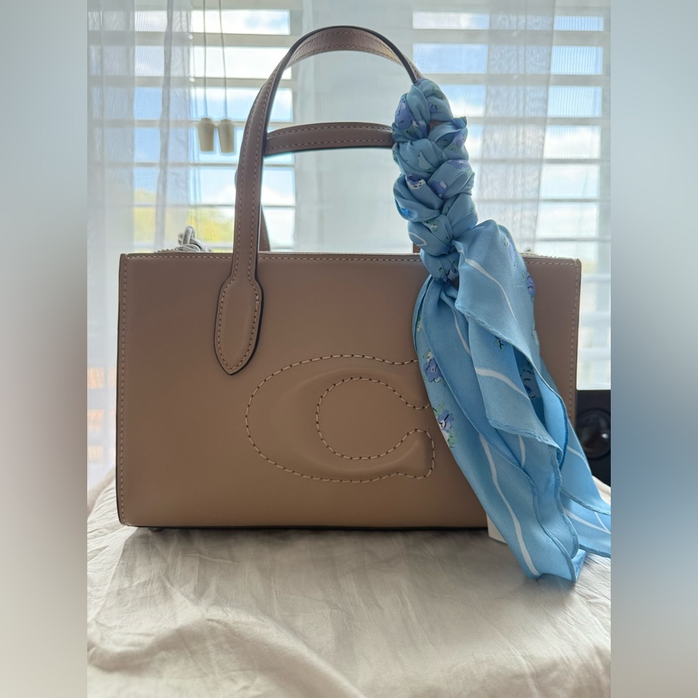 Coach Purse!! Blue Scarf included!